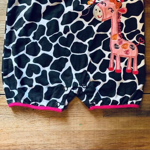 Girl onesie bundle - Picture 5 of 7